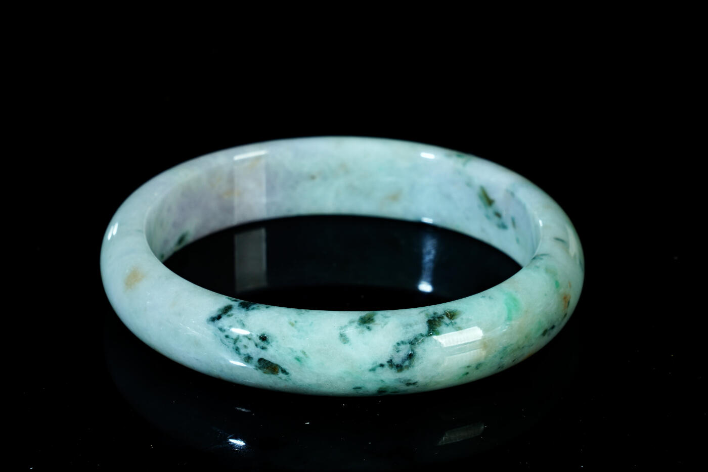 上海都达杂项专场六十八【全场包邮】 天然 翡翠（A货）蛋形手镯 附鉴定证书95-140