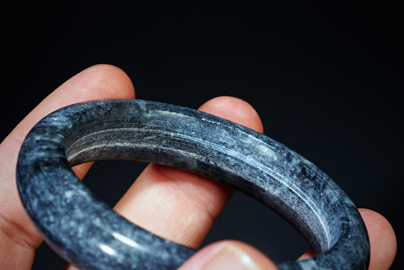 上海都达杂项专场六十八【全场包邮】 天然墨玉手镯95-141