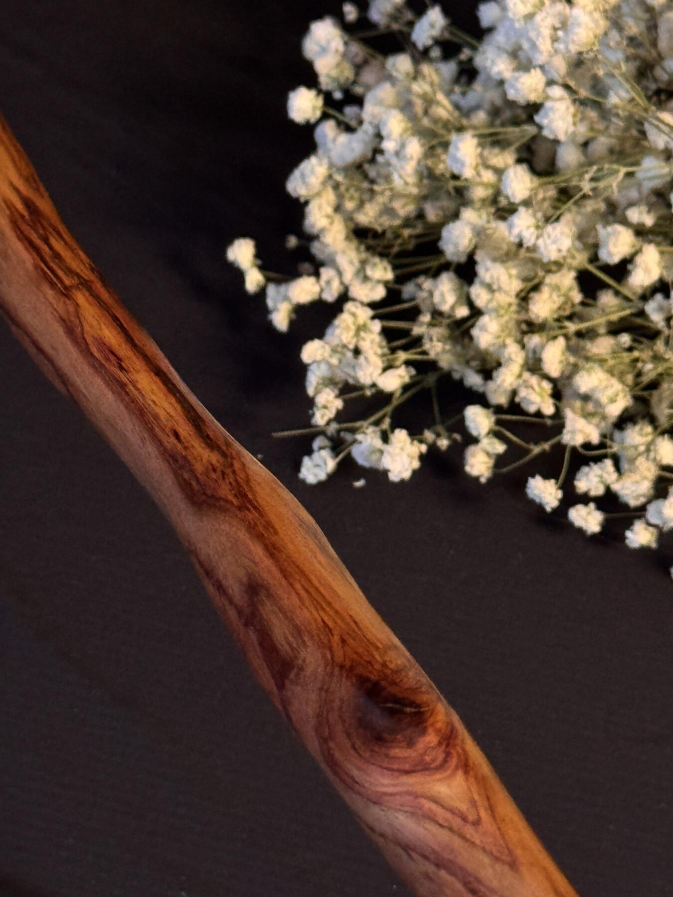 零元拍：NO.28海南黄花梨随形文玩把玩棍，尺寸长约：60.5CM