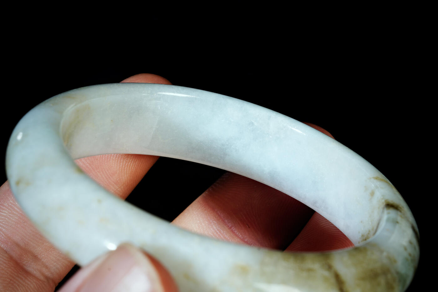 上海都达杂项专场六十八【全场包邮】 天然翡翠（A货）手镯 附鉴定证书95-139