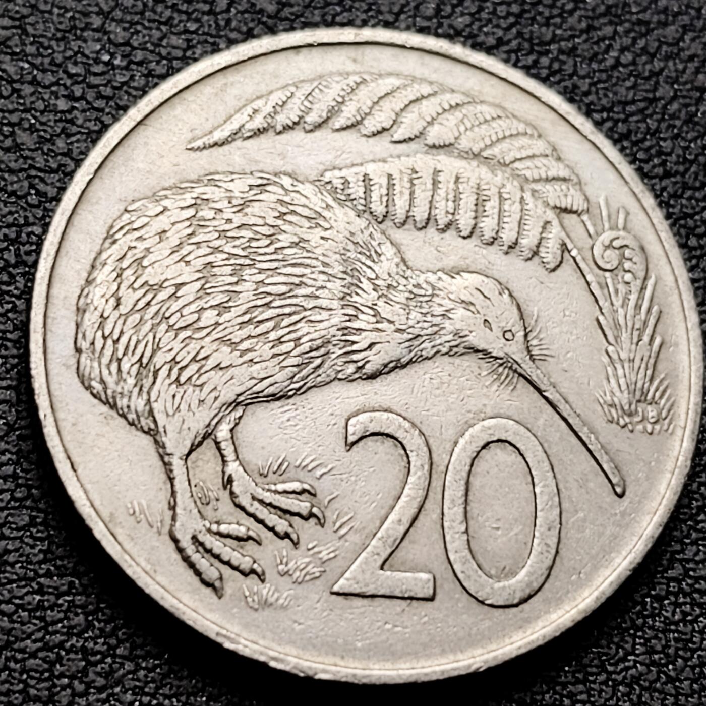 泉币菌-第221场-拍品多 请提前出价 。