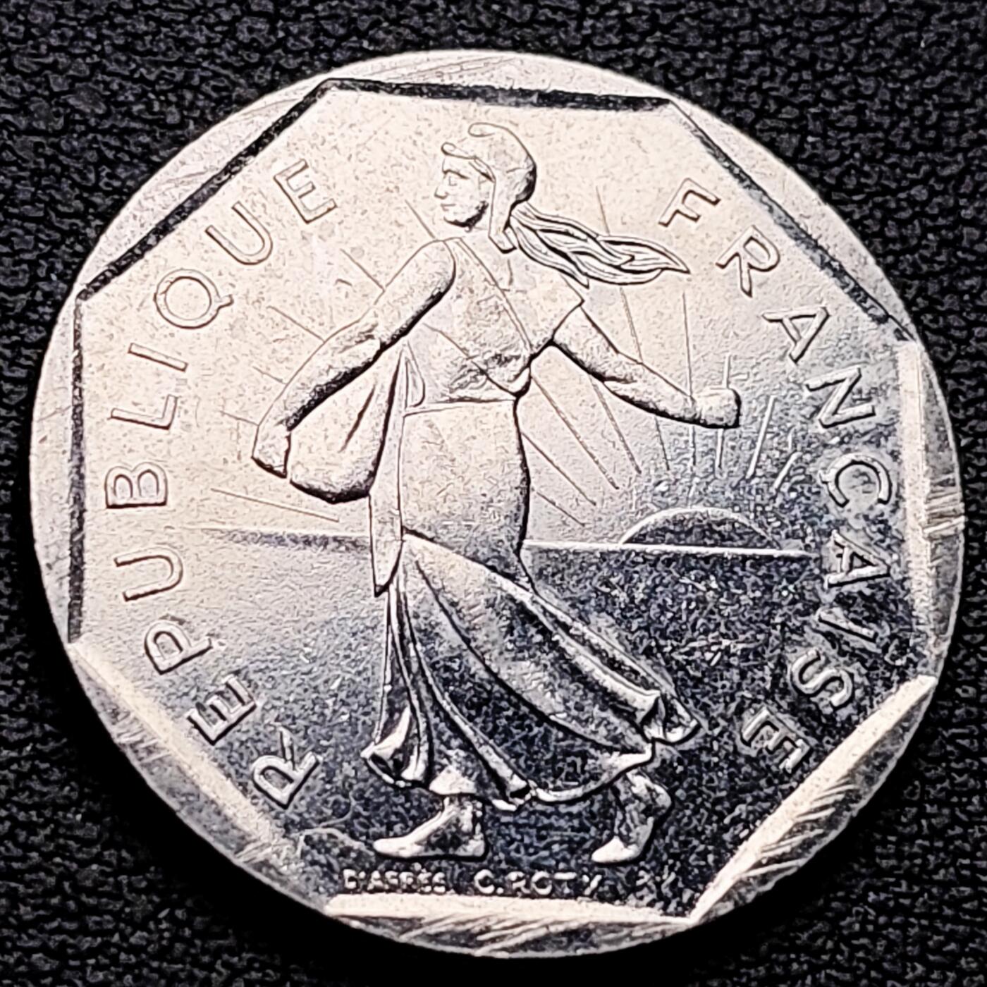 泉币菌-第221场-拍品多 请提前出价 。