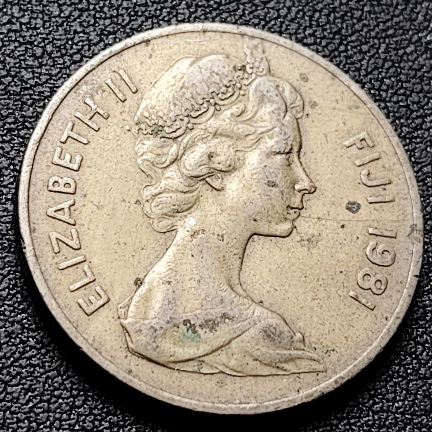 泉币菌-第221场-拍品多 请提前出价 。