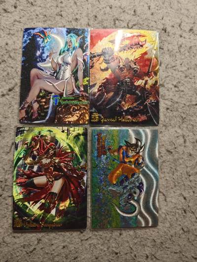 【随心含颖卡拍57期】卡游/集卡社/卡卡沃 抽卡机专场拍卖【无佣金】 - 各种漫画粗闪卡4张