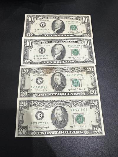 《外钞收藏家》第六百二十四期（精品场）（长期征集拍品、欢迎藏友们联系合作） - 美国小头版10和20美元 4张一起 非全新 品相如图
