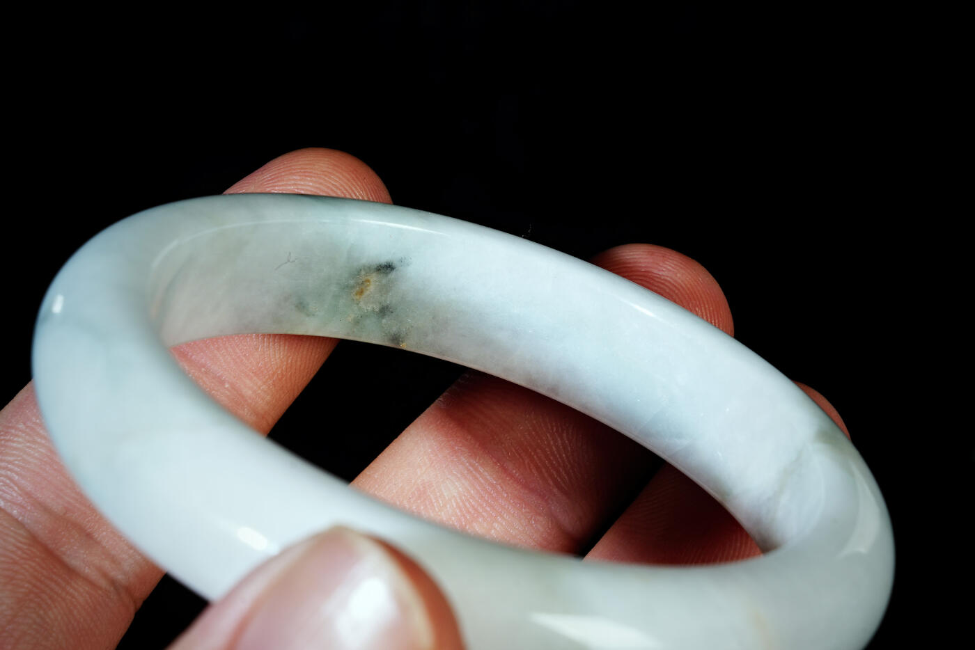 上海都达杂项专场六十八【全场包邮】 天然冰糯种翡翠（A货）手镯 附鉴定证书95-135