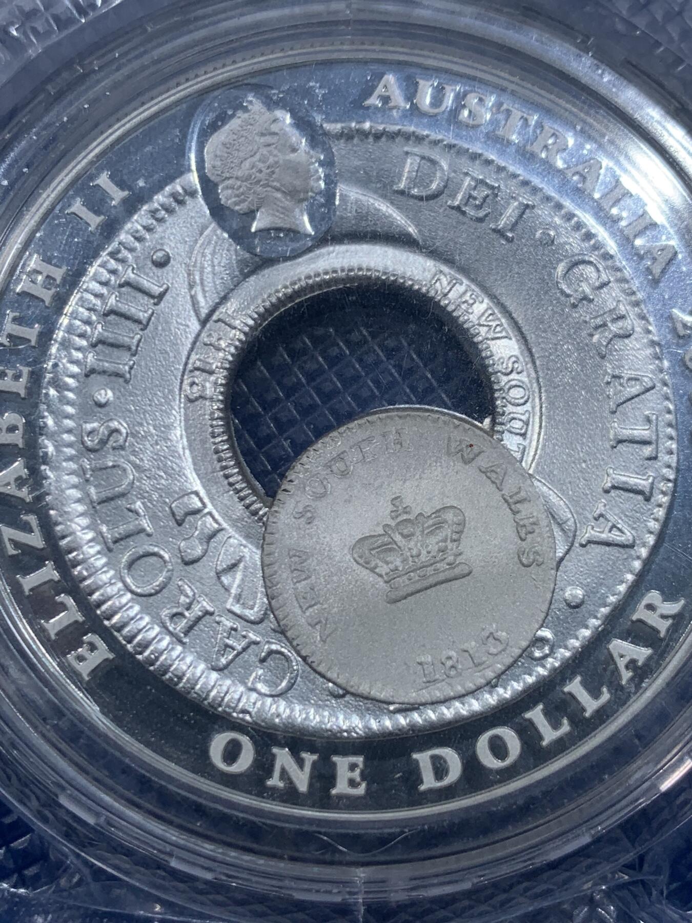 《竞宝斋》第478场 周日，周一 2场连拍 （全场包邮）欢迎送拍 澳大利亚2003年1元镂空精制银币 通孔银元和内芯 54.3克999银 发行量14203枚 盒证全