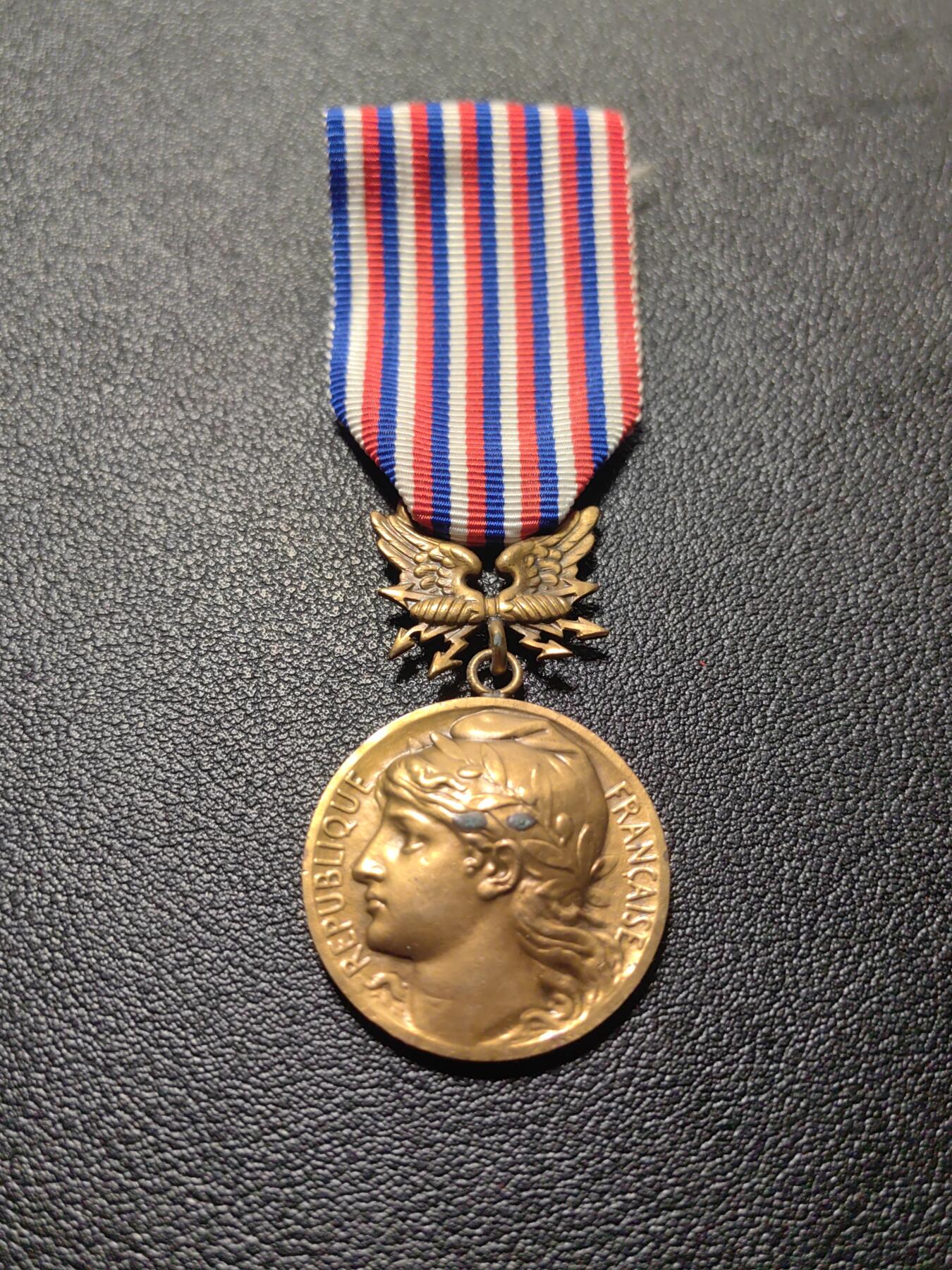 靖甫拍卖第九场 法国无线电通讯奖章