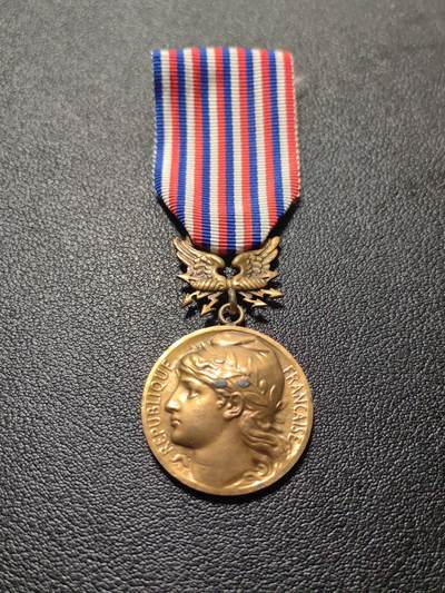 靖甫拍卖第九场 - 法国无线电通讯奖章