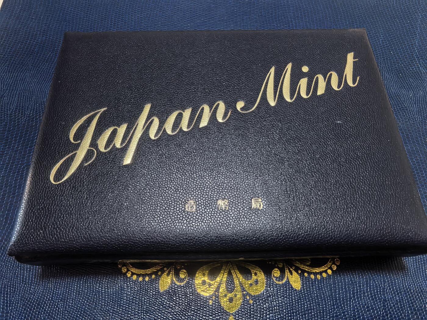 长老汇马年精选第十六场拍卖 2006日本6枚精制币套装，盒证全