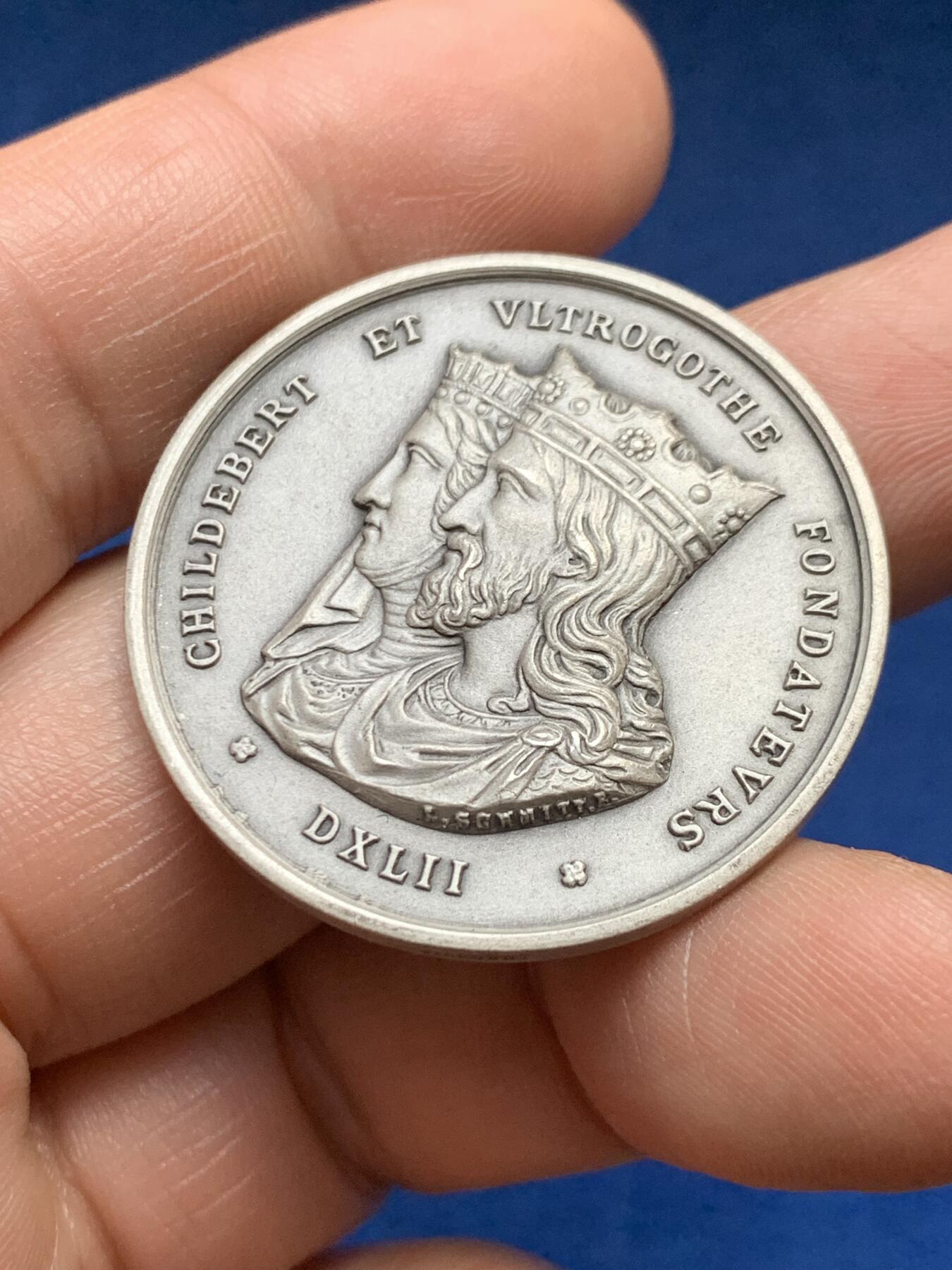 《竞宝斋》第478场 周日，周一 2场连拍 （全场包邮）欢迎送拍 法国里昂市立医院总理事会银章 17.65克 35mm 丰饶角1银标