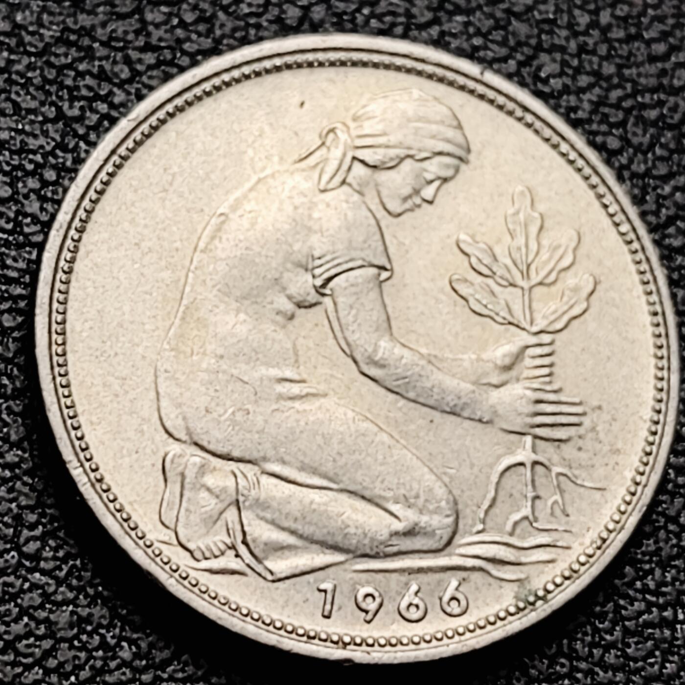 泉币菌-第221场-拍品多 请提前出价 。