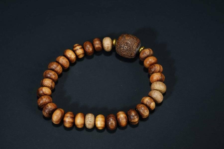 上海都达杂项专场六十八【全场包邮】 天然加里曼丹沉香算盘珠手串 附鉴定证书95-275