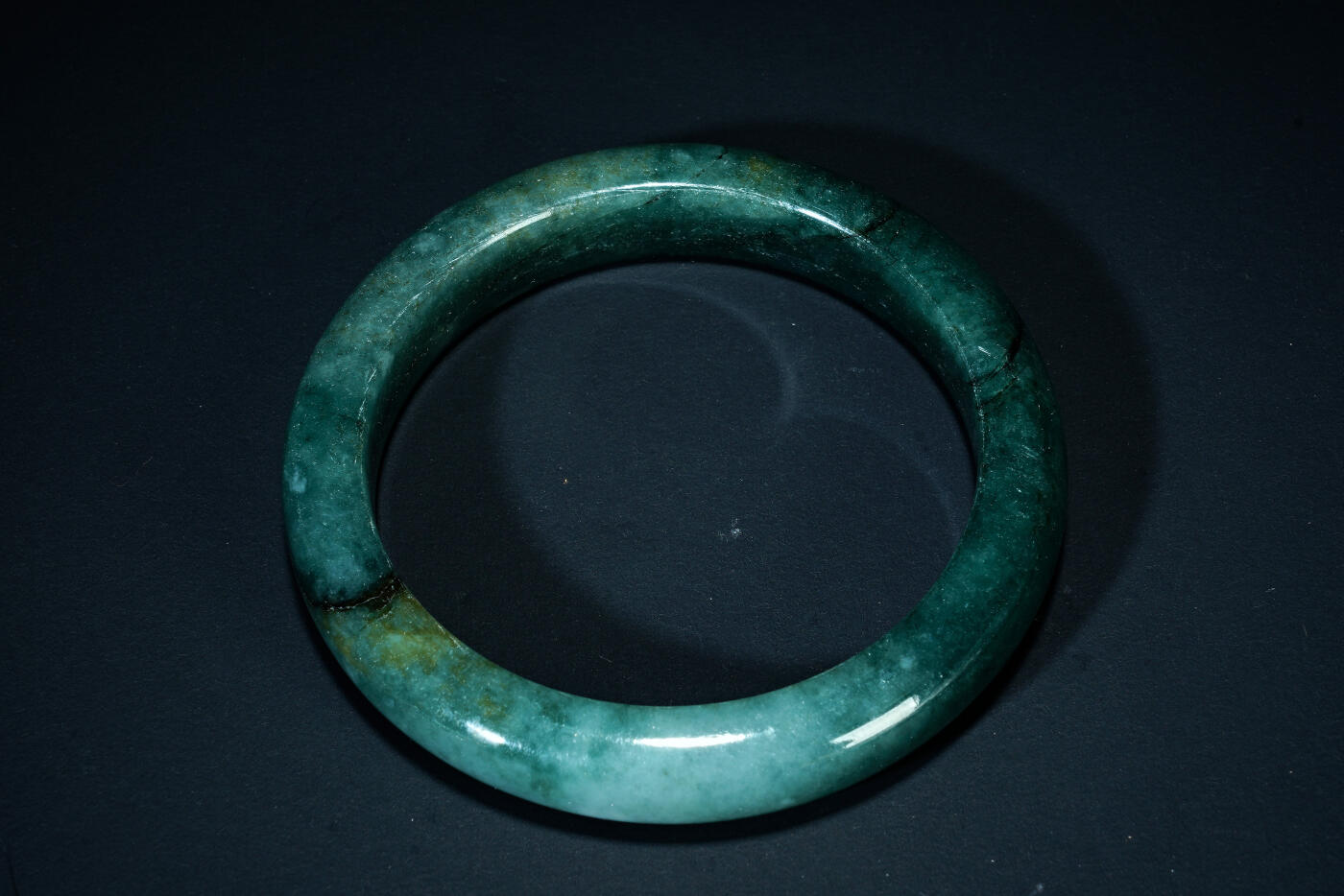 上海都达杂项专场六十八【全场包邮】 天然深油绿翡翠（A货）手镯 附鉴定证书95-138