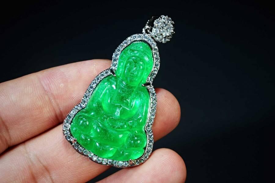 上海都达杂项专场六十八【全场包邮】 天然绿玛瑙观音吊坠挂件95-177