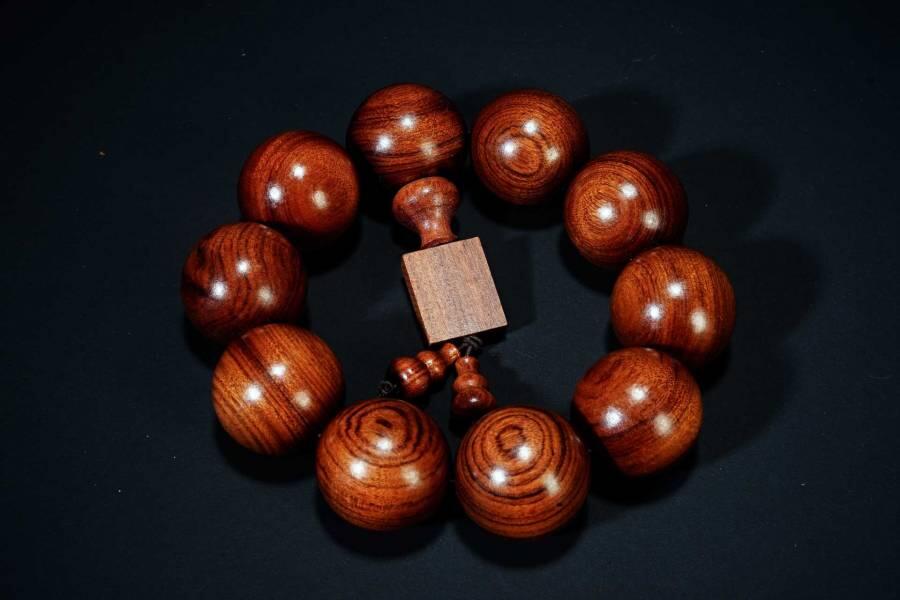 上海都达杂项专场六十八【全场包邮】 海南黄花梨虎皮纹2.5圆珠手串 附鉴定证书95-279