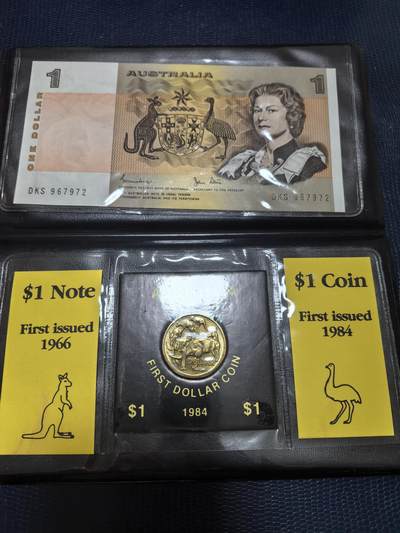 长老汇马年精选第十六场拍卖 - 1966澳大利亚1元纸钞+1984澳大利亚1元硬币钱包