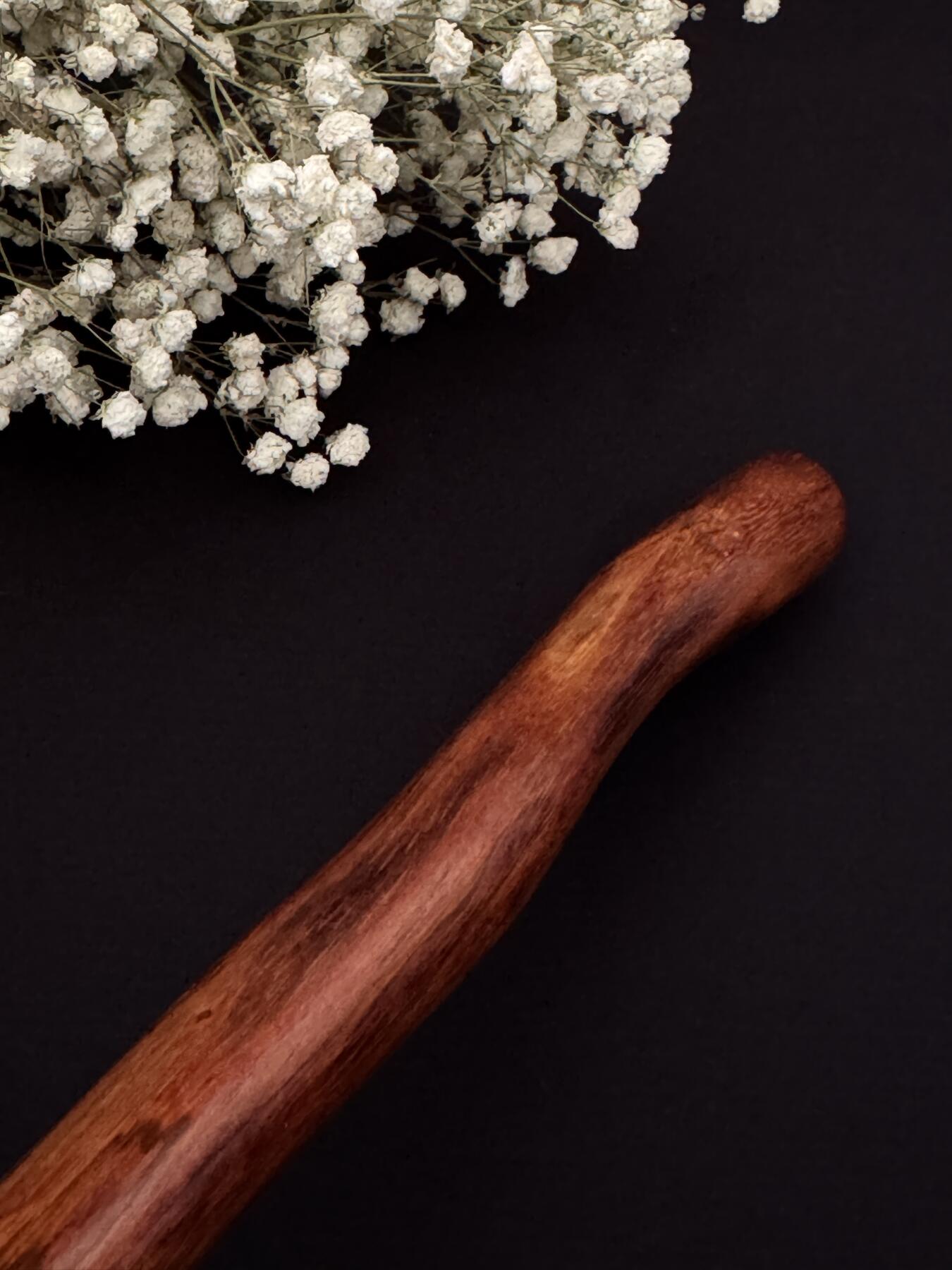 零元拍：NO.12海南黄花梨随形文玩把玩棍，尺寸长约：36CM