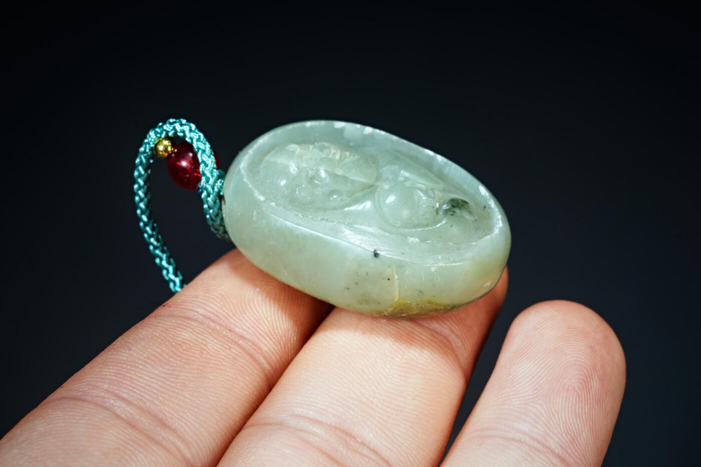 上海都达杂项专场六十八【全场包邮】 天然和田玉精雕《笑口常开》挂件95-157