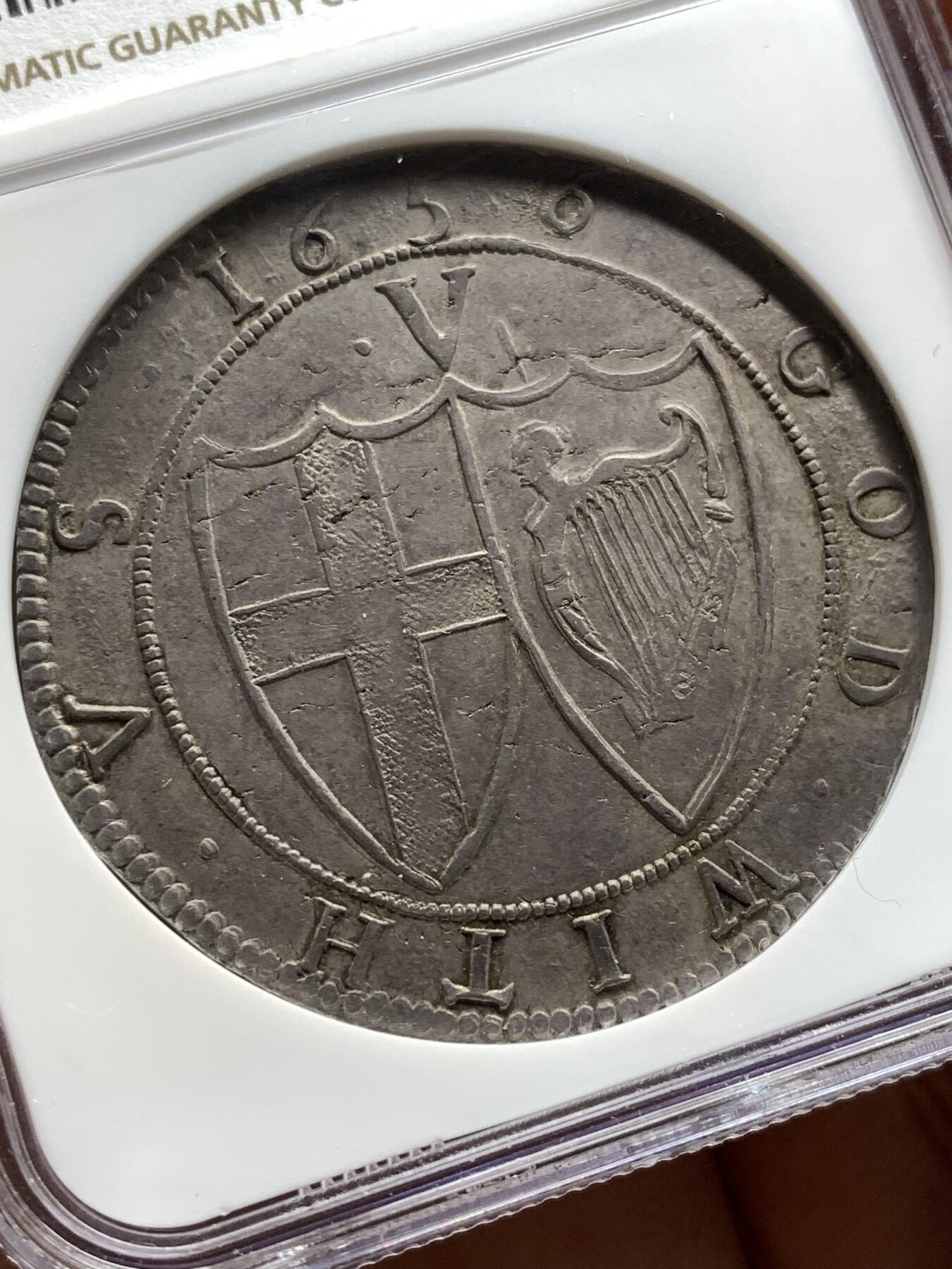 《竞宝斋》第478场 周日，周一 2场连拍 （全场包邮）欢迎送拍 NGC MS61 英国1656/4骑字commonwealth克朗，英国共和时期发行，少有的几种没有君主头像的英国钱币，大名誉品，最近成交感觉有锉痕的拍卖7200刀 本次的这枚明显好很多