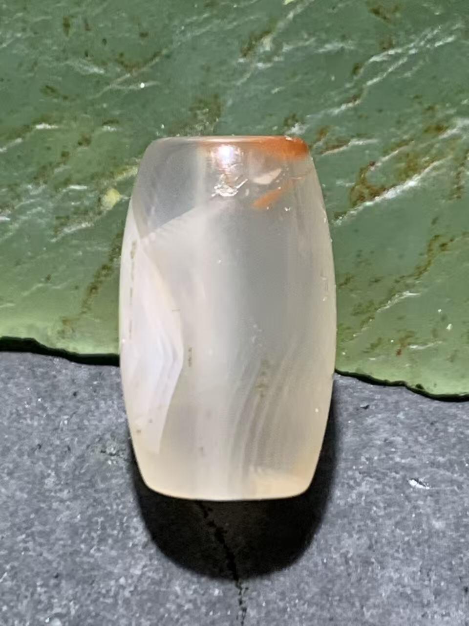 川料南红玛瑙荔枝冻飘红通货桶珠一颗！