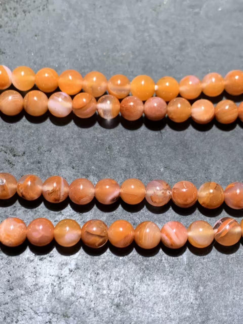 精美荔枝冻飘红川料南红玛瑙多圈手串一条，