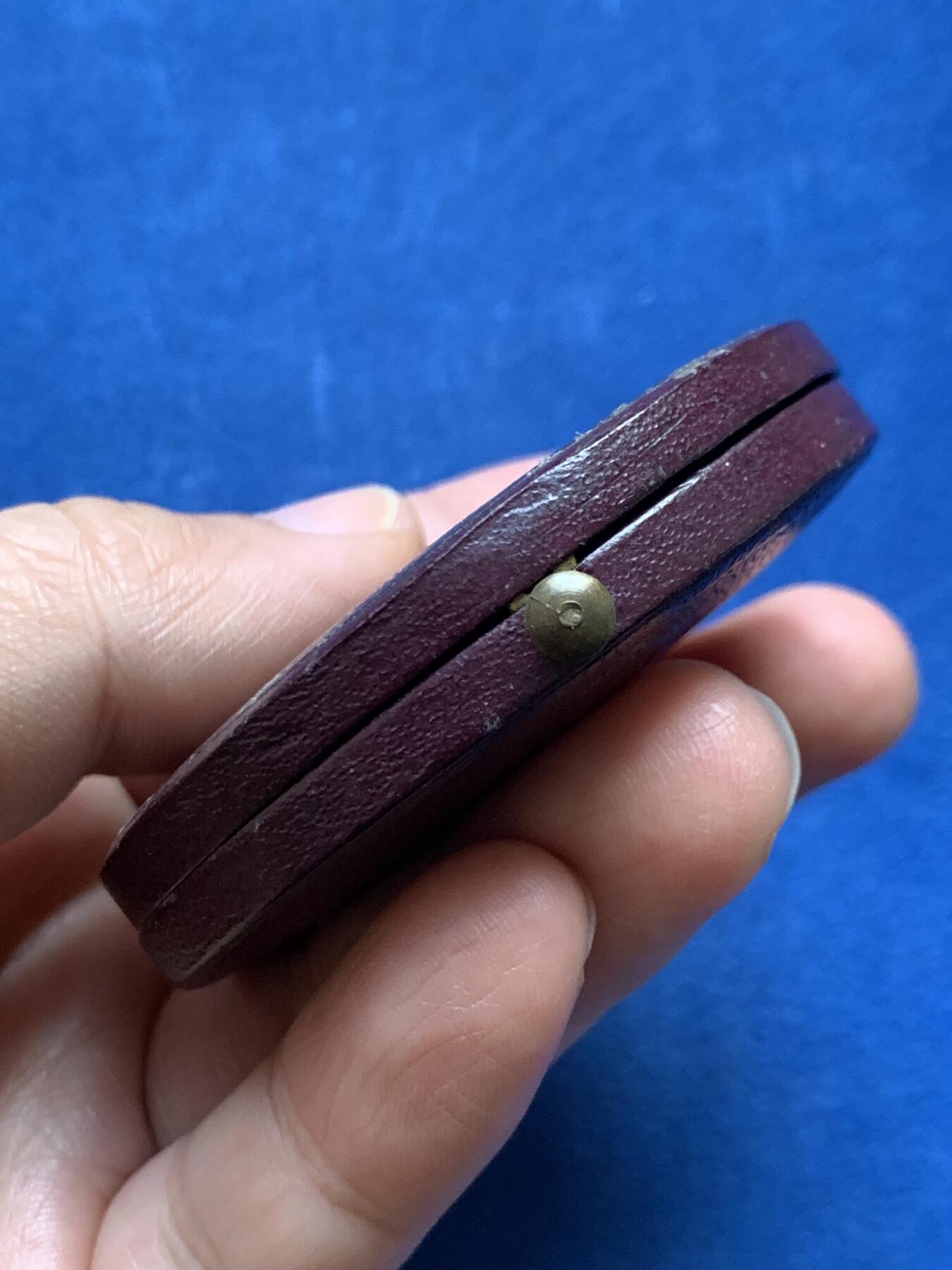 《竞宝斋》第478场 周日，周一 2场连拍 （全场包邮）欢迎送拍 名家名作 法国三天使园艺协会镀金大银章 64.9克 50mm 带盒 丰饶角银标