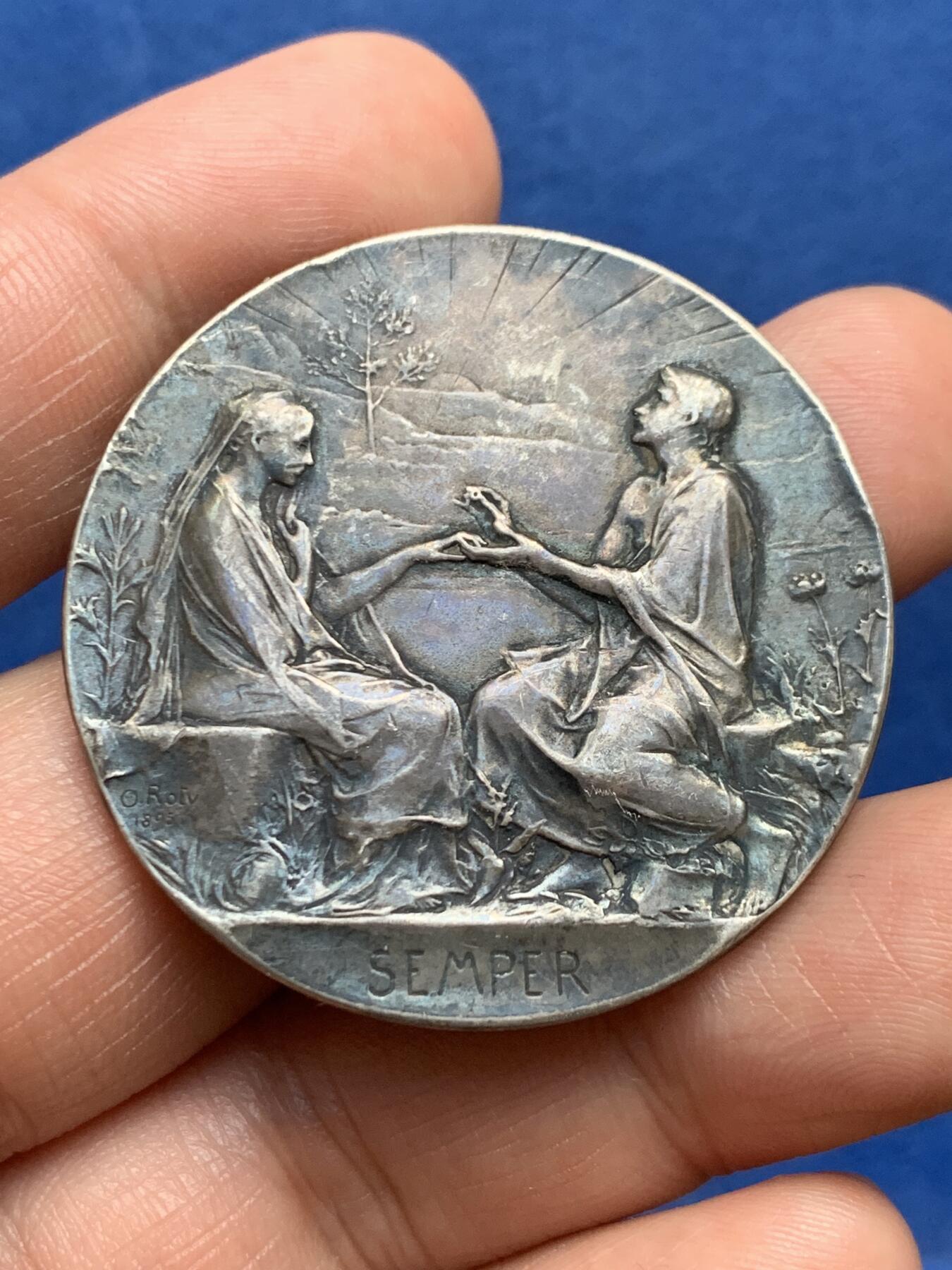 《竞宝斋》第478场 周日，周一 2场连拍 （全场包邮）欢迎送拍 名家奥斯卡罗蒂作法国婚礼银章 31.75克 41.3mm 丰饶角银标