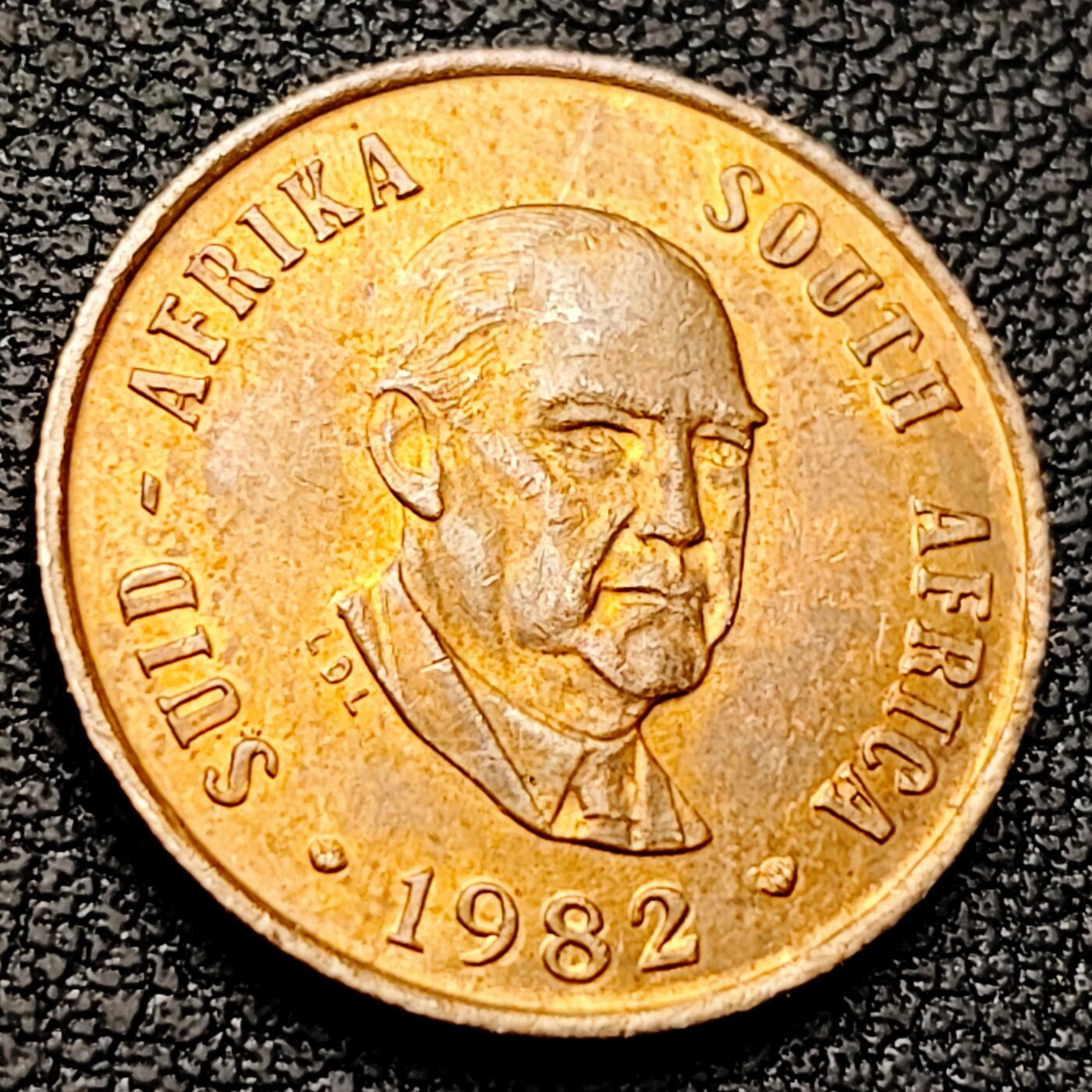 泉币菌-第221场-拍品多 请提前出价 。