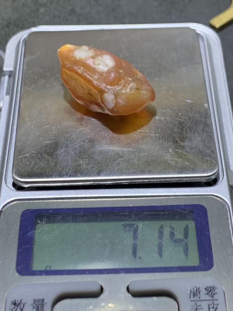 放福利！精美罕见天然戈壁阿拉善粉色天眼纹玛瑙原石一颗，