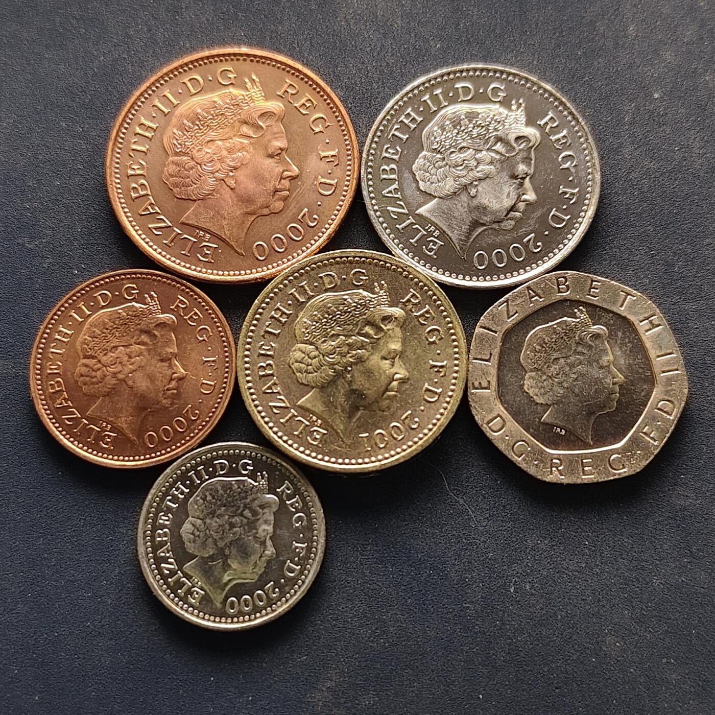 【全场包邮】纯粹捡漏拍518场 英国2000-2001年6枚套币-含1镑凯尔特十字