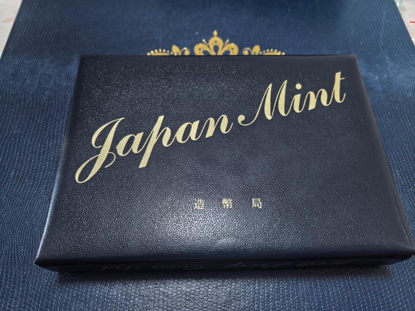 长老汇马年精选第十六场拍卖 2009日本6枚精制币套装，盒证全