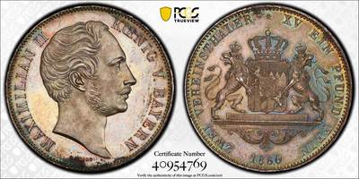 万国钱币拍卖第064期 - PCGS MS62 1860年德国巴伐利亚马克西米利安二世双狮流通2泰勒 马二高难年份 仅两年发行 即便通货也不太常见的品种 原味孔雀绿彩极美 2t大名誉品路二双狮同款纹章 PCGS季军分