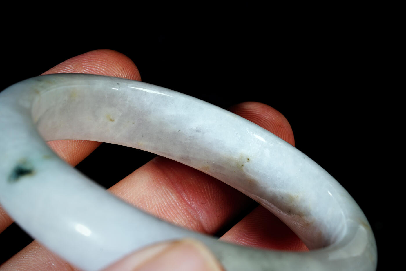 上海都达杂项专场六十八【全场包邮】 天然 冰糯种翡翠（A货）手镯 附鉴定证书95-136