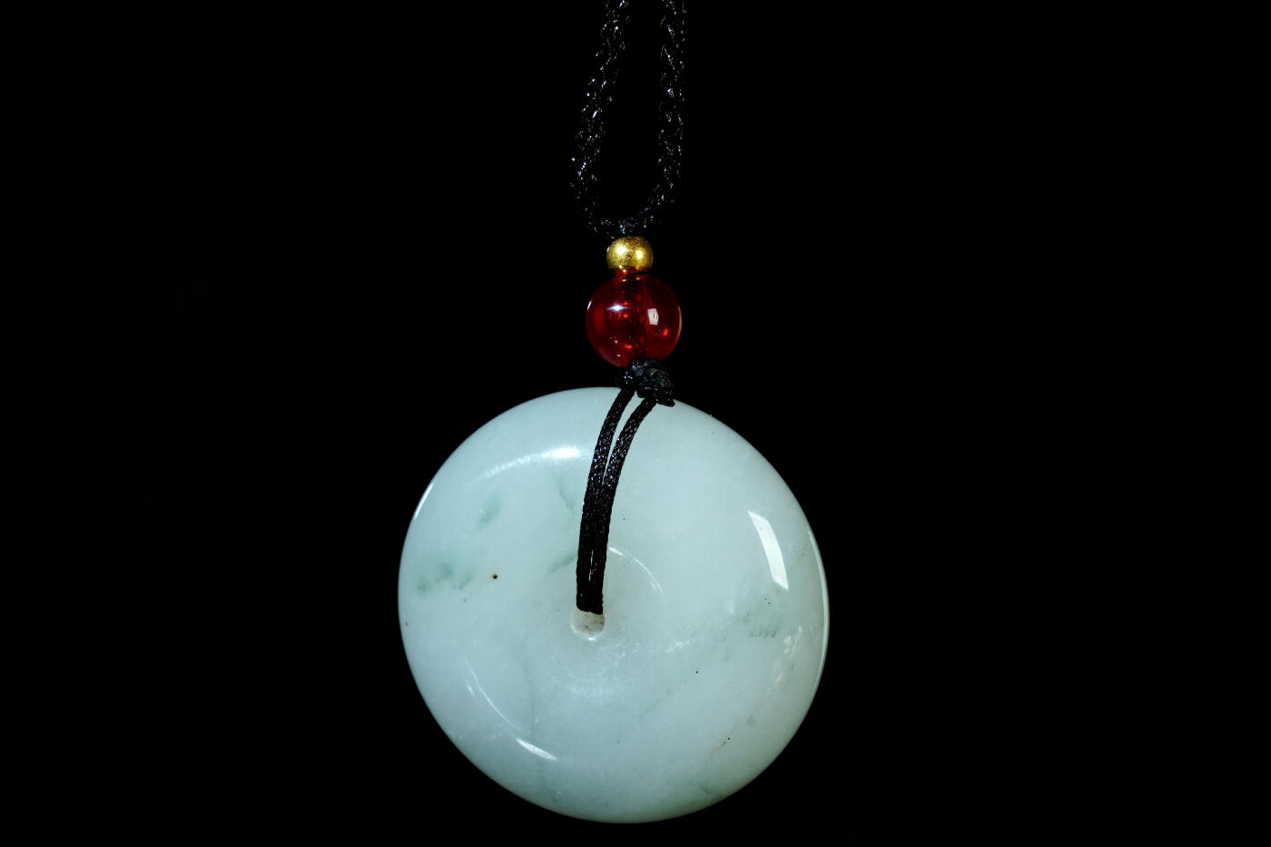 上海都达杂项专场六十八【全场包邮】 石英岩玉平安扣挂件 附鉴定证书95-170