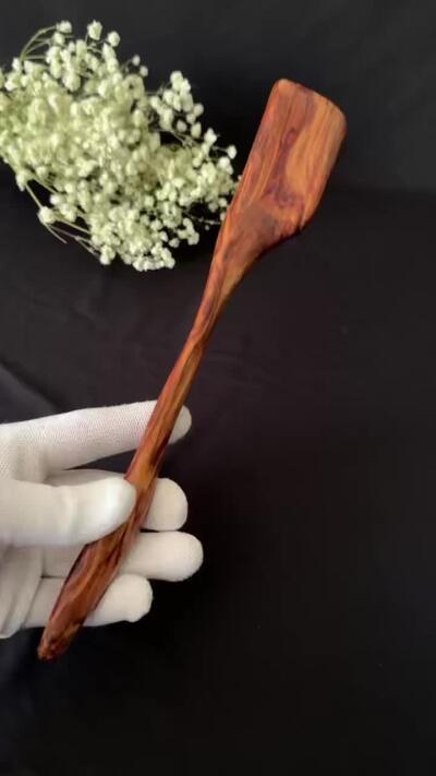 零元拍：NO.14海南黄花梨随形文玩把玩棍，尺寸长约：28.5CM