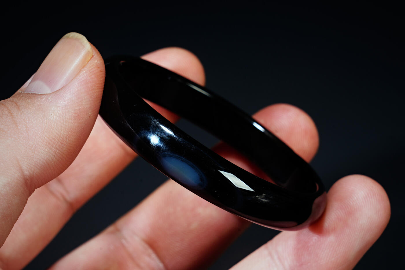 上海都达杂项专场六十八【全场包邮】 天然墨玉手镯95-142