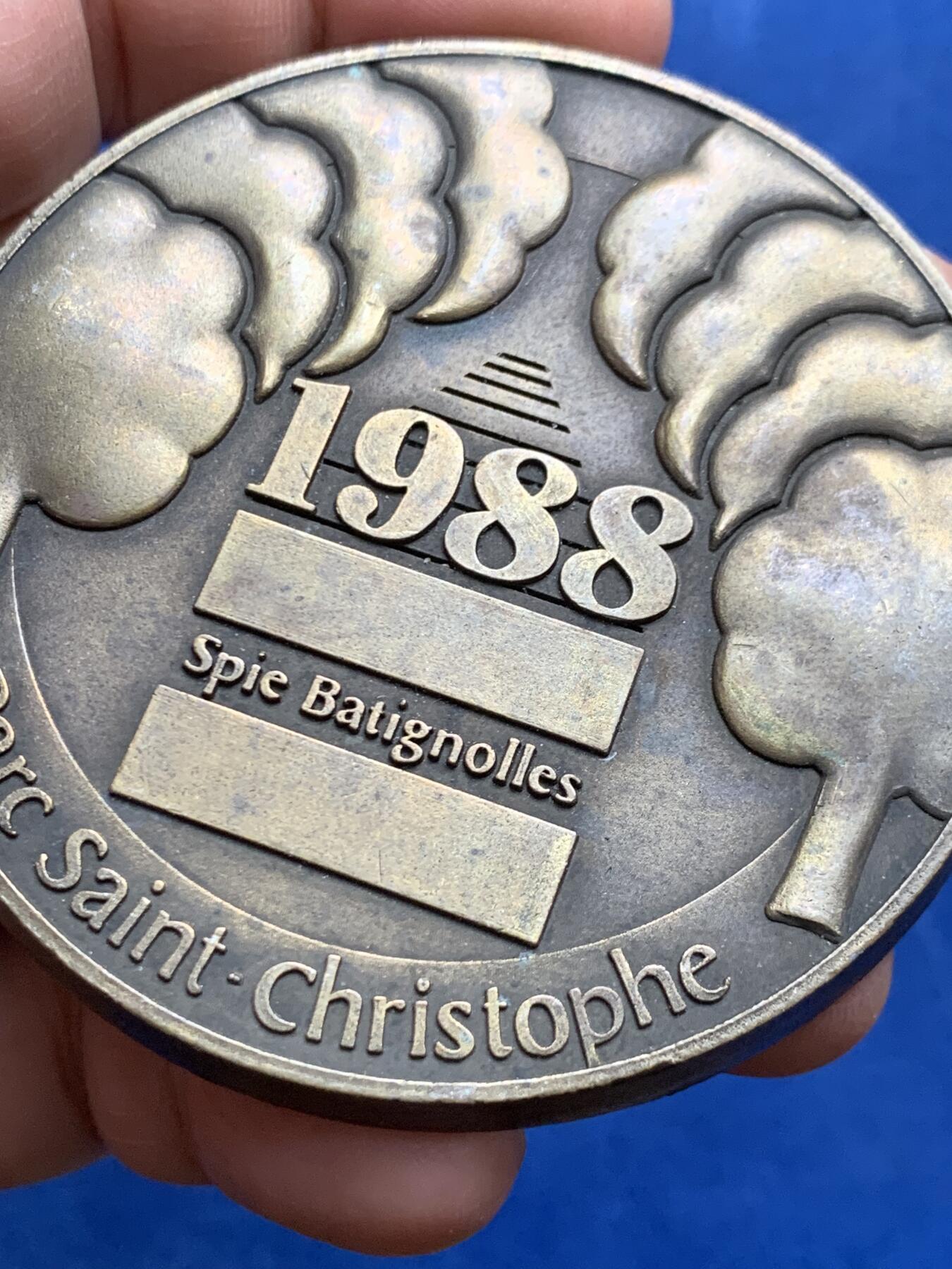 《竞宝斋》第478场 周日，周一 2场连拍 （全场包邮）欢迎送拍 三枚一组 欧洲大铜章 总重 375.6克 68-69.2mm