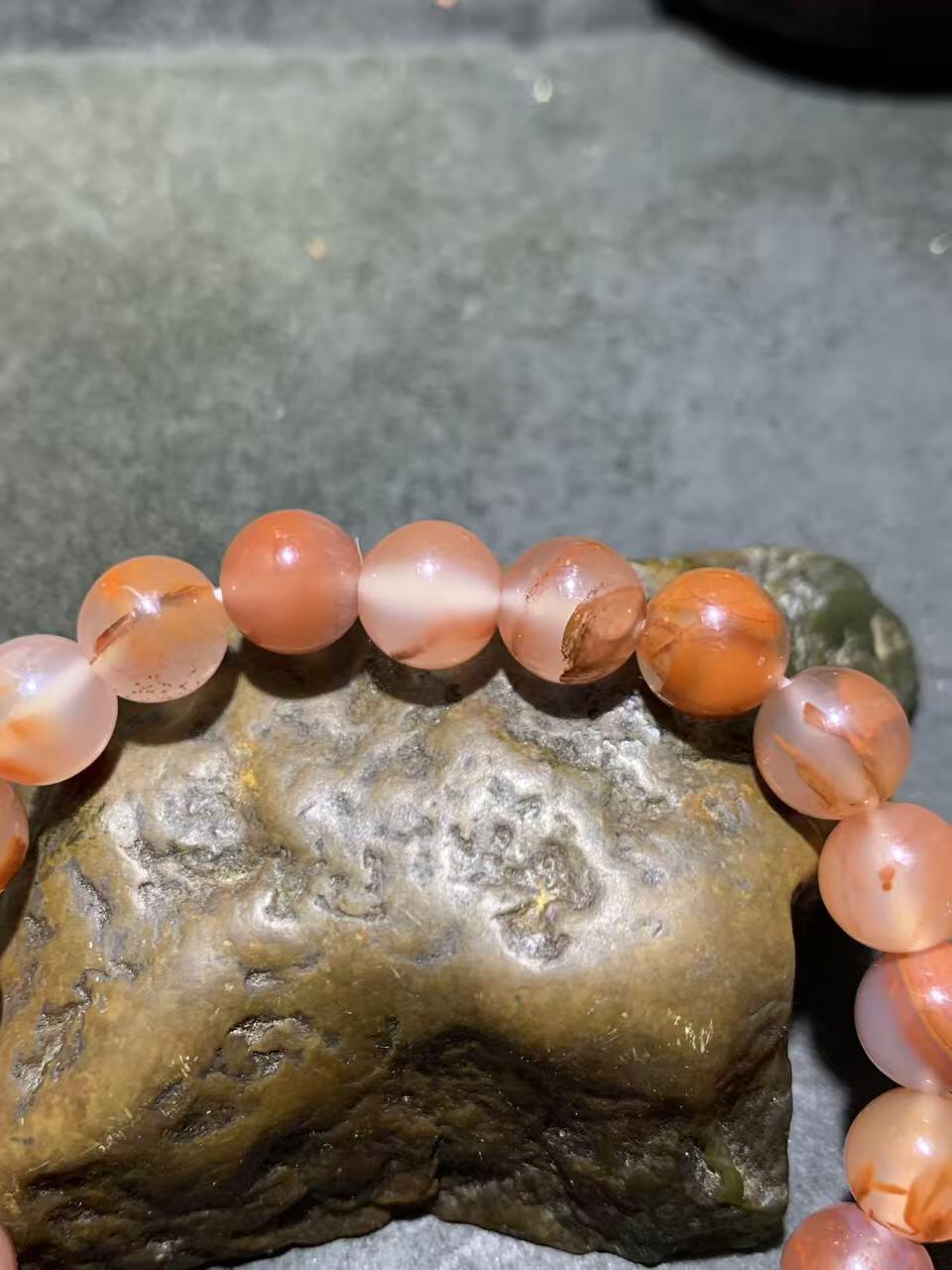 精美川料南红玛瑙荔枝冻飘红单圈手串一条