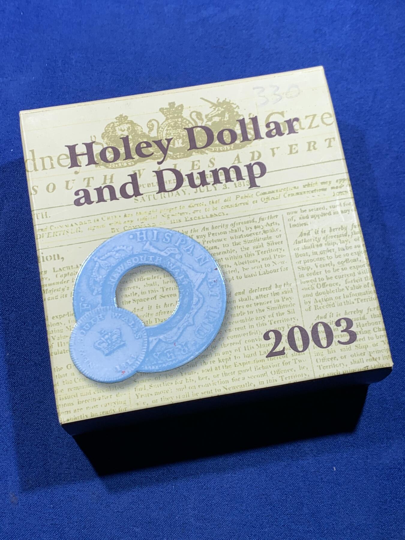 《竞宝斋》第478场 周日，周一 2场连拍 （全场包邮）欢迎送拍 澳大利亚2003年1元镂空精制银币 通孔银元和内芯 54.3克999银 发行量14203枚 盒证全