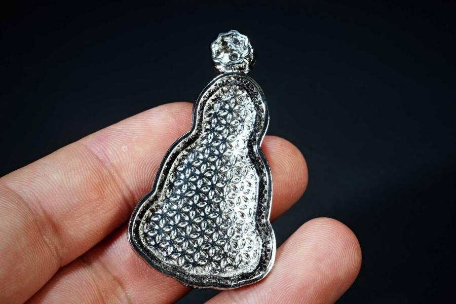 上海都达杂项专场六十八【全场包邮】 天然绿玛瑙观音吊坠挂件95-177