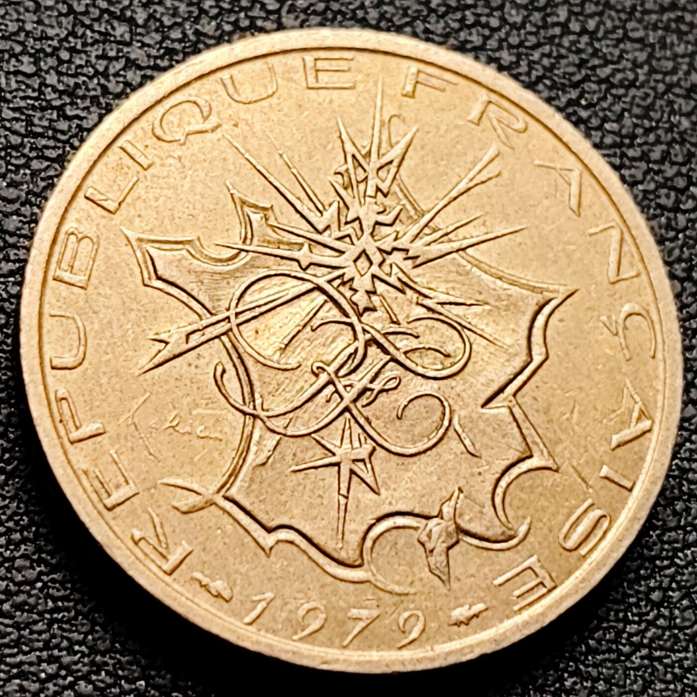 泉币菌-第221场-拍品多 请提前出价