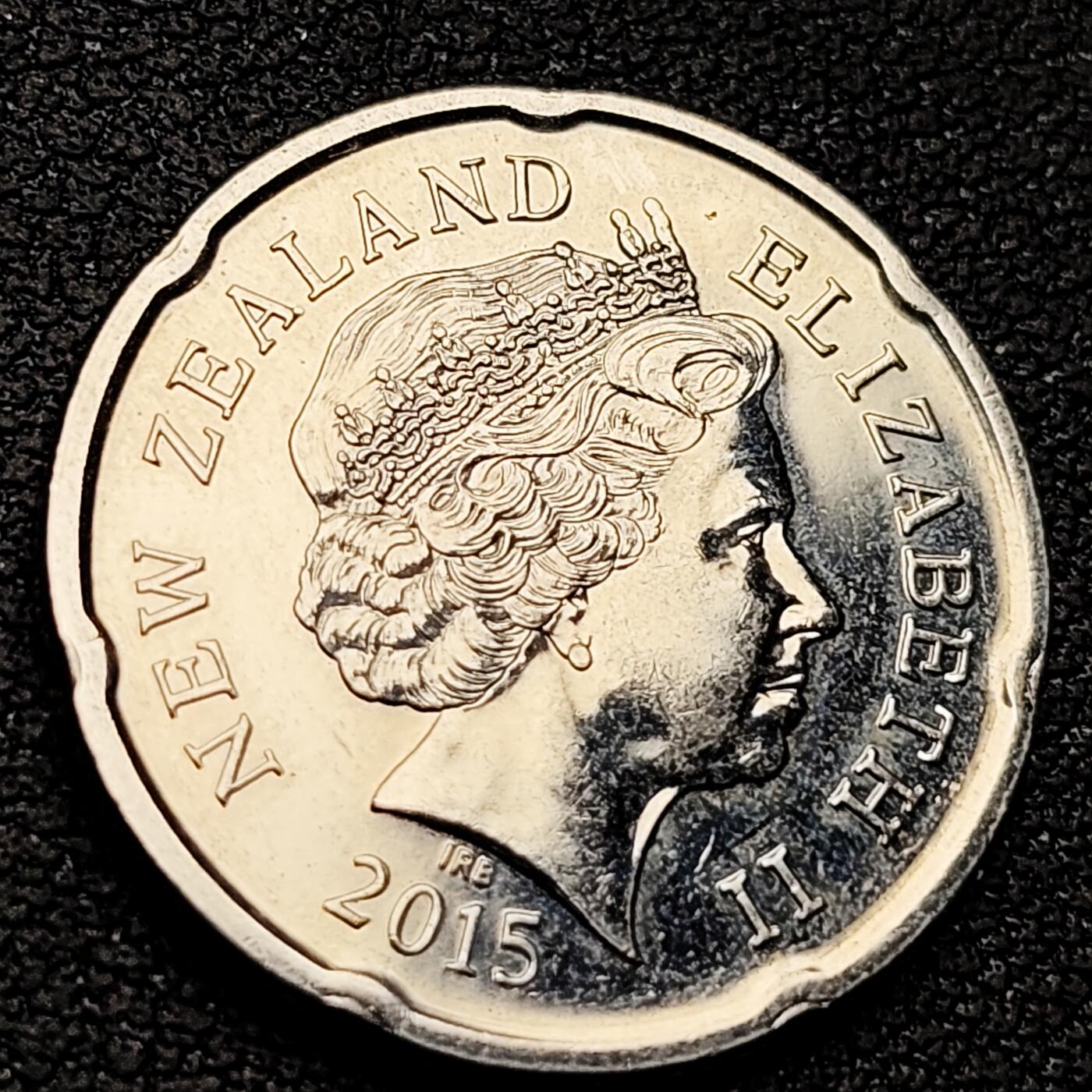 泉币菌-第221场-拍品多 请提前出价 。