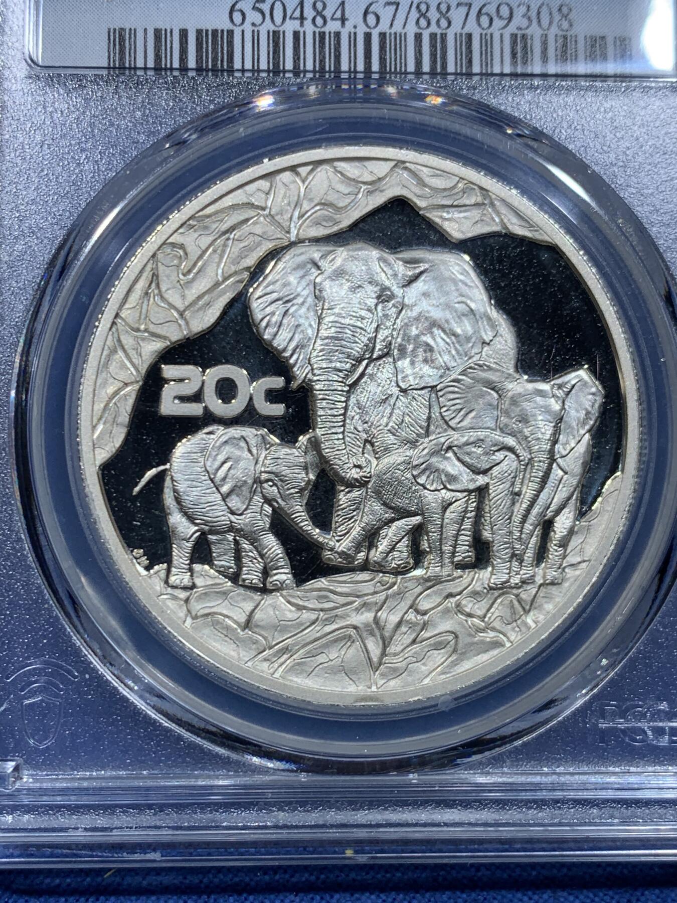 《竞宝斋》第478场 周日，周一 2场连拍 （全场包邮）欢迎送拍 PCGS PR67DCAM 南非2002年大象20C精制银币 非洲的力量 发行量仅 2435 枚