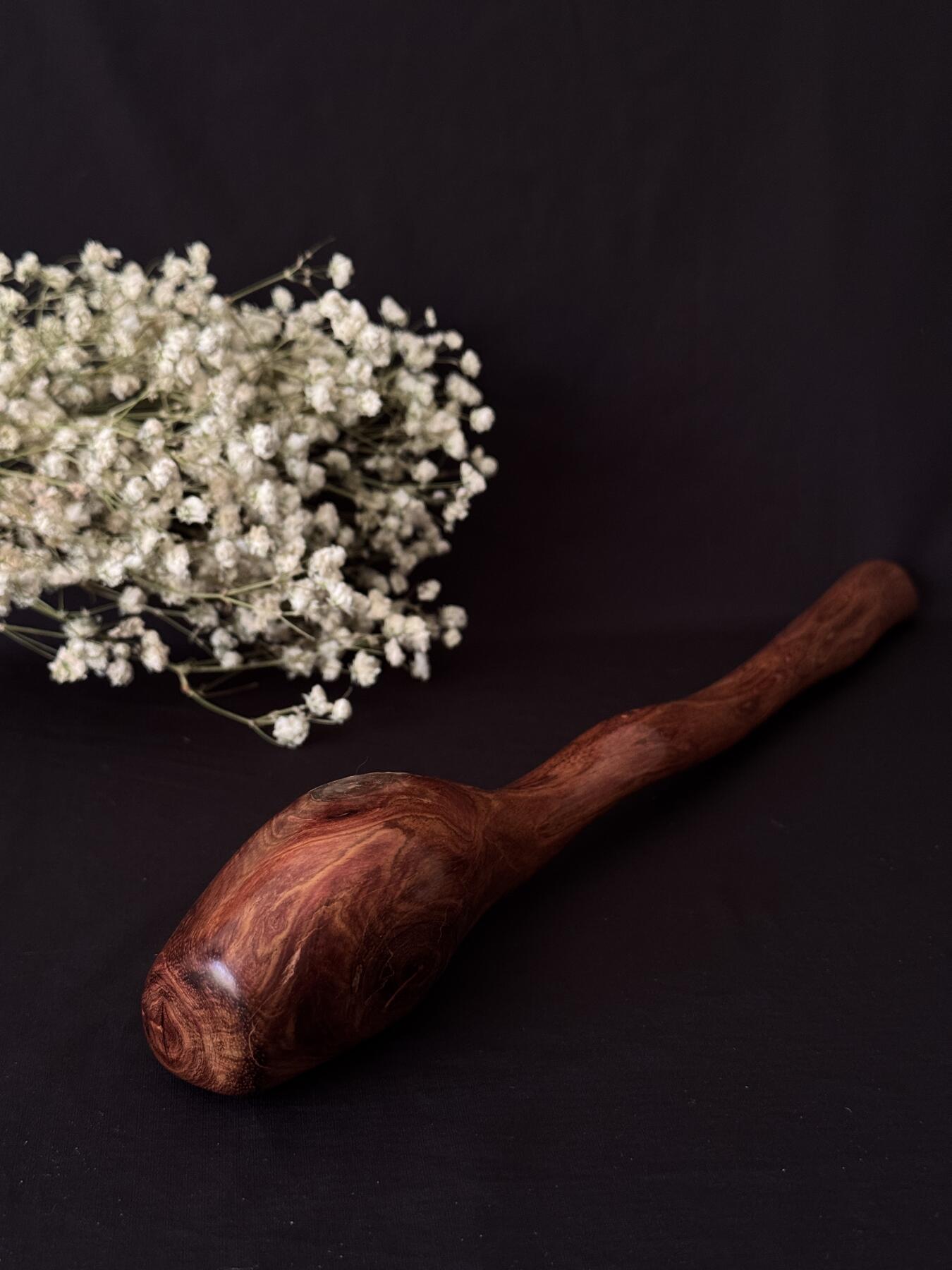 零元拍：NO.16海南黄花梨随形文玩把玩棍，尺寸长约：34CM