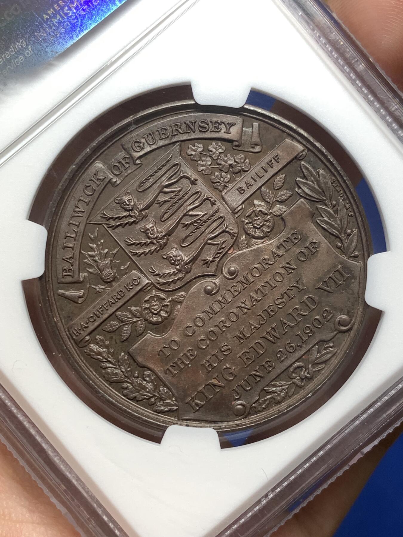 《竞宝斋》第478场 周日，周一 2场连拍 （全场包邮）欢迎送拍 NGC MS64BN 英国1902年爱德华七世加冕铜章，厚重铜光，高分稀少品。