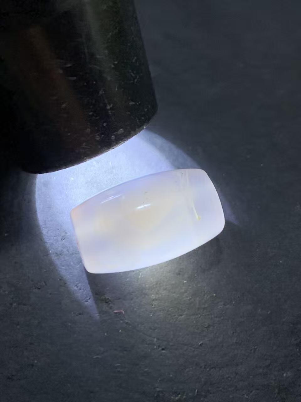 川料南红玛瑙荔枝冻飘红通货桶珠一颗！