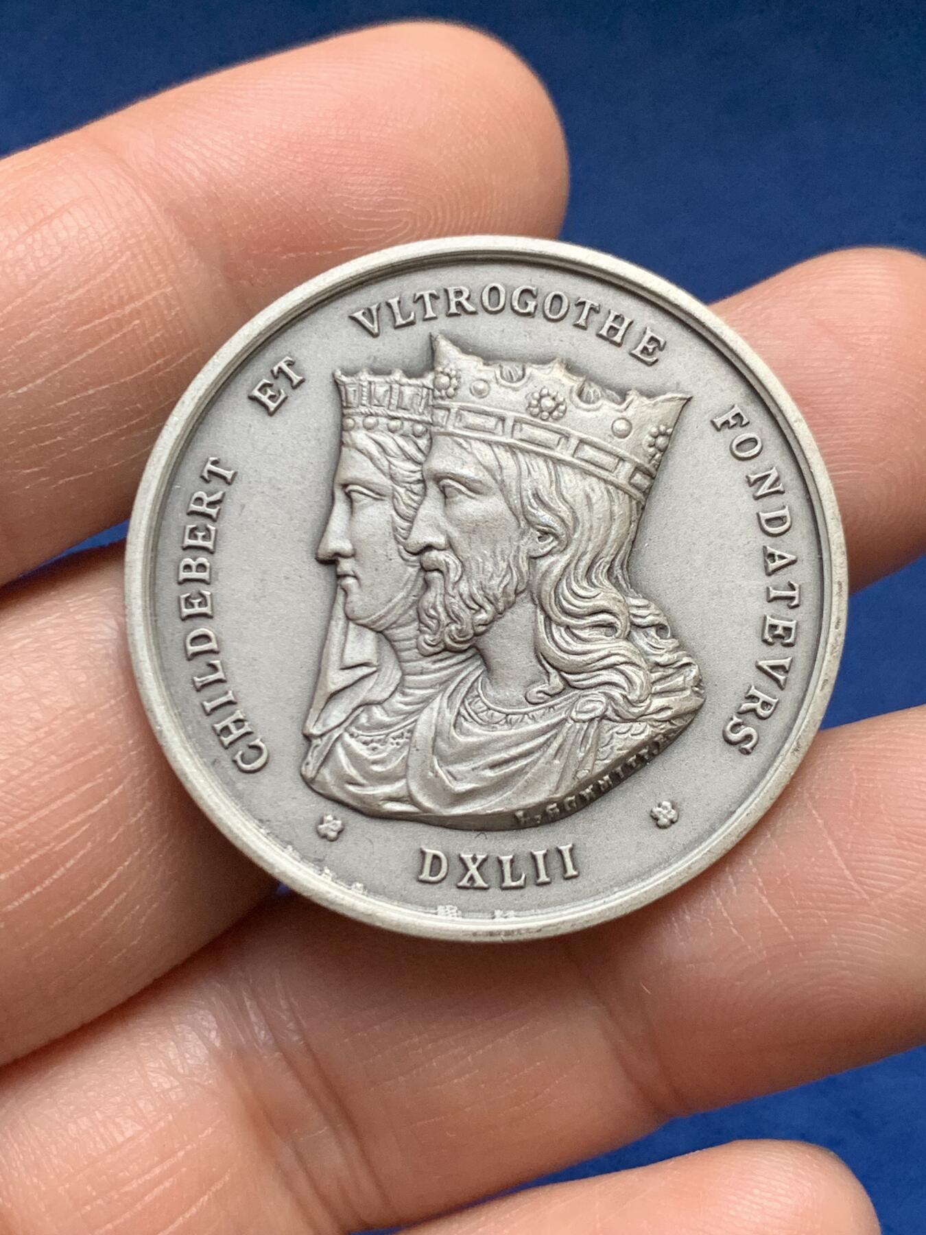 《竞宝斋》第478场 周日，周一 2场连拍 （全场包邮）欢迎送拍 法国里昂市立医院总理事会银章 17.65克 35mm 丰饶角1银标