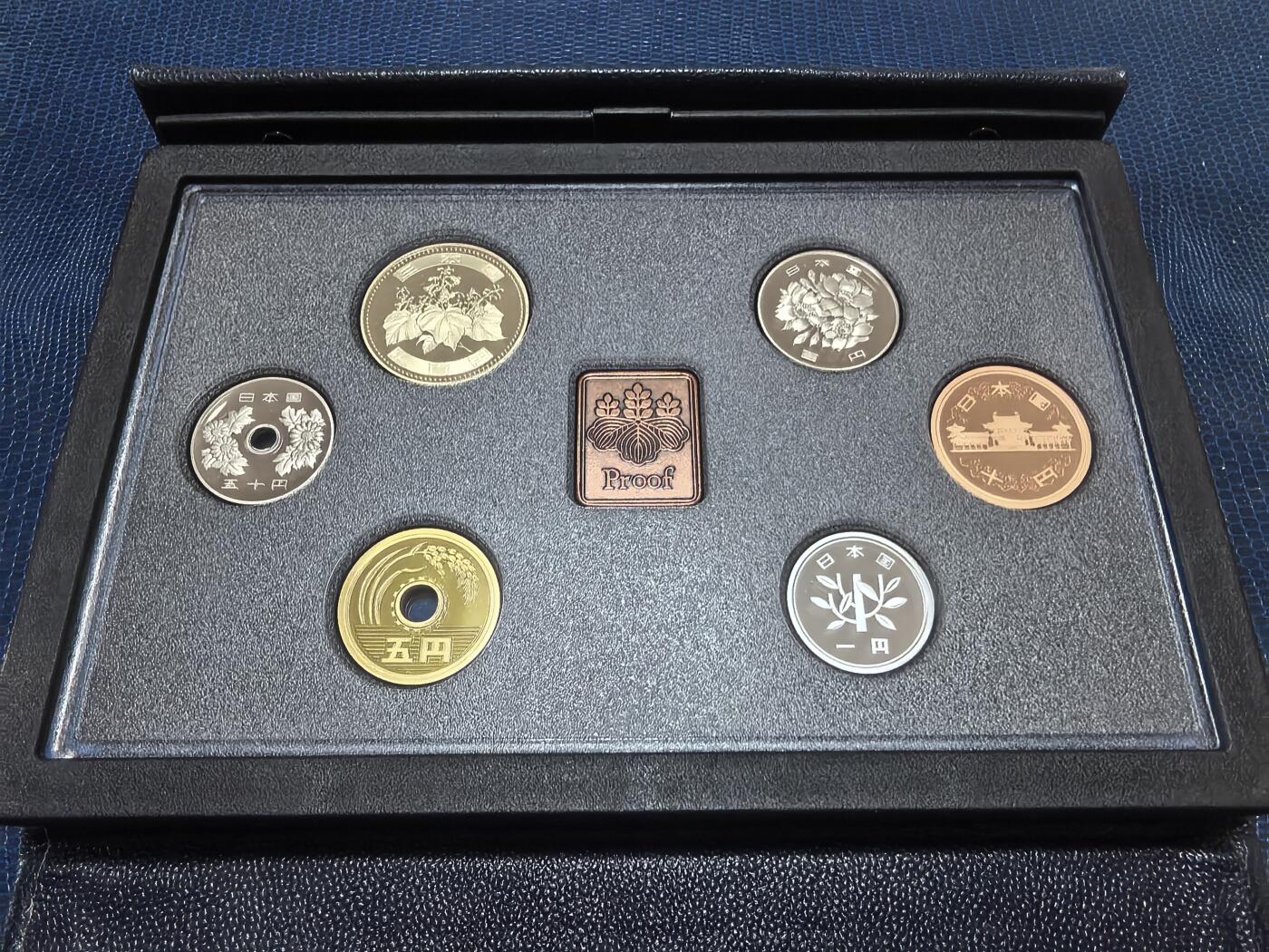 长老汇马年精选第十六场拍卖 2006日本6枚精制币套装，盒证全