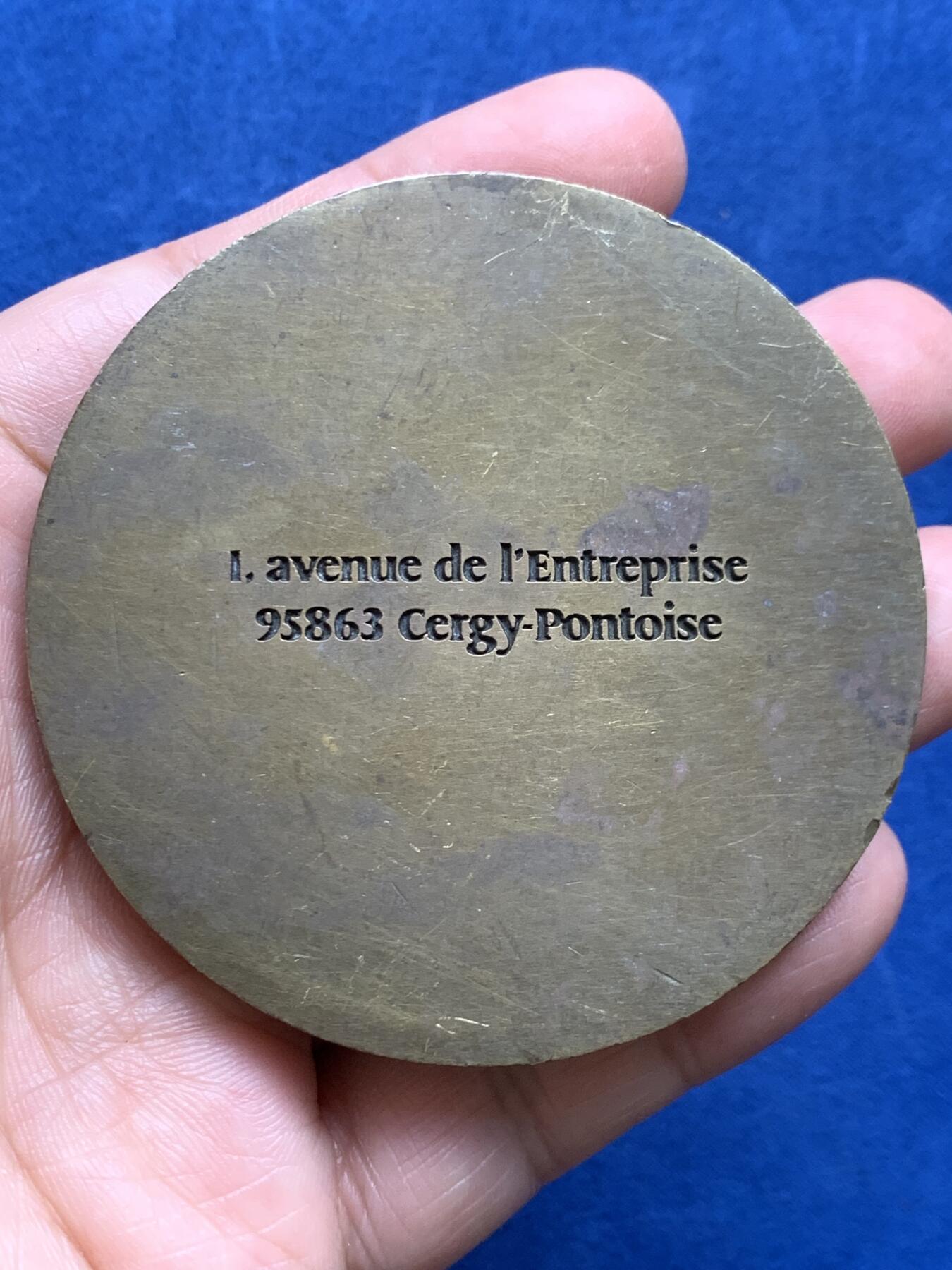 《竞宝斋》第478场 周日，周一 2场连拍 （全场包邮）欢迎送拍 三枚一组 欧洲大铜章 总重 375.6克 68-69.2mm